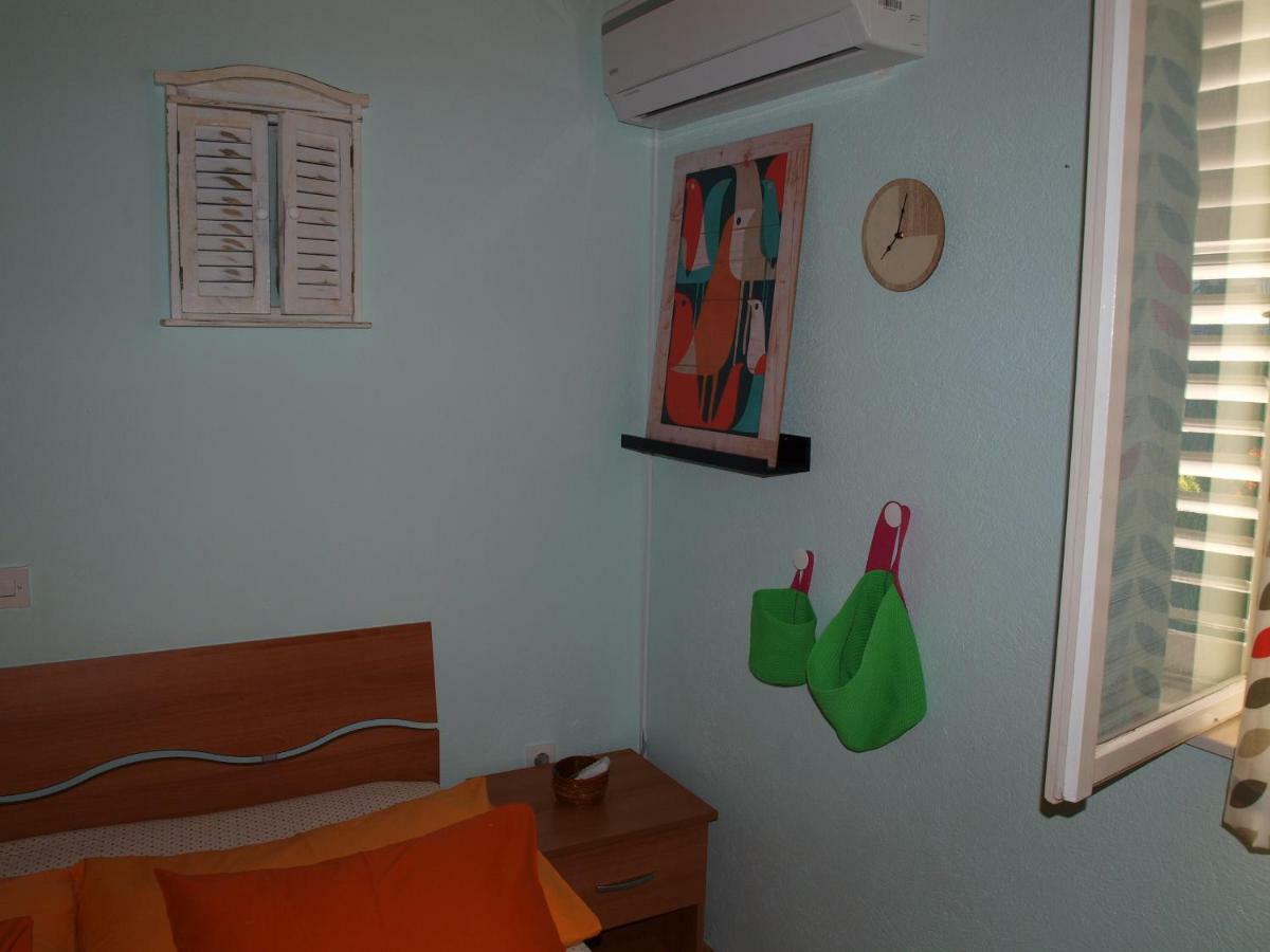 Apartment Duje Макарська Екстер'єр фото