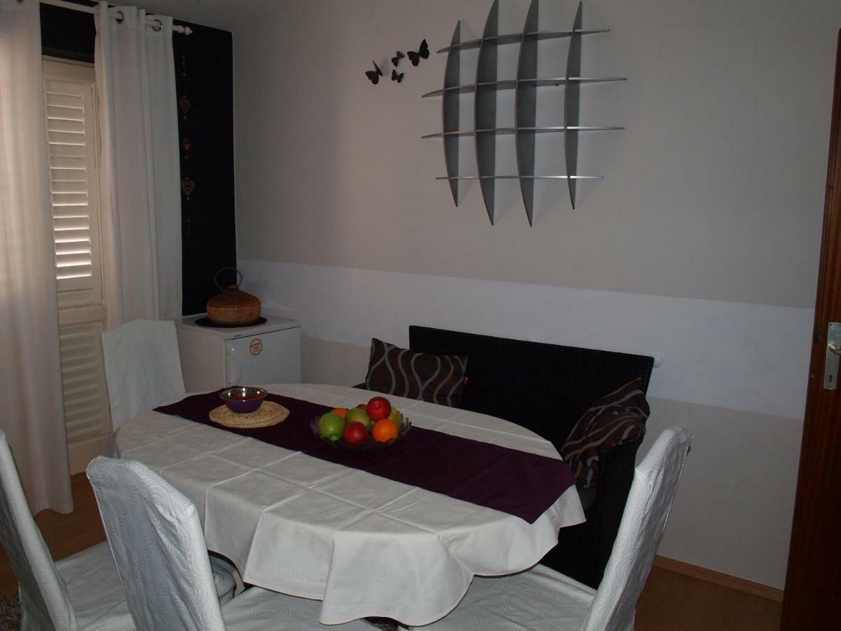 Apartment Duje Макарська Екстер'єр фото