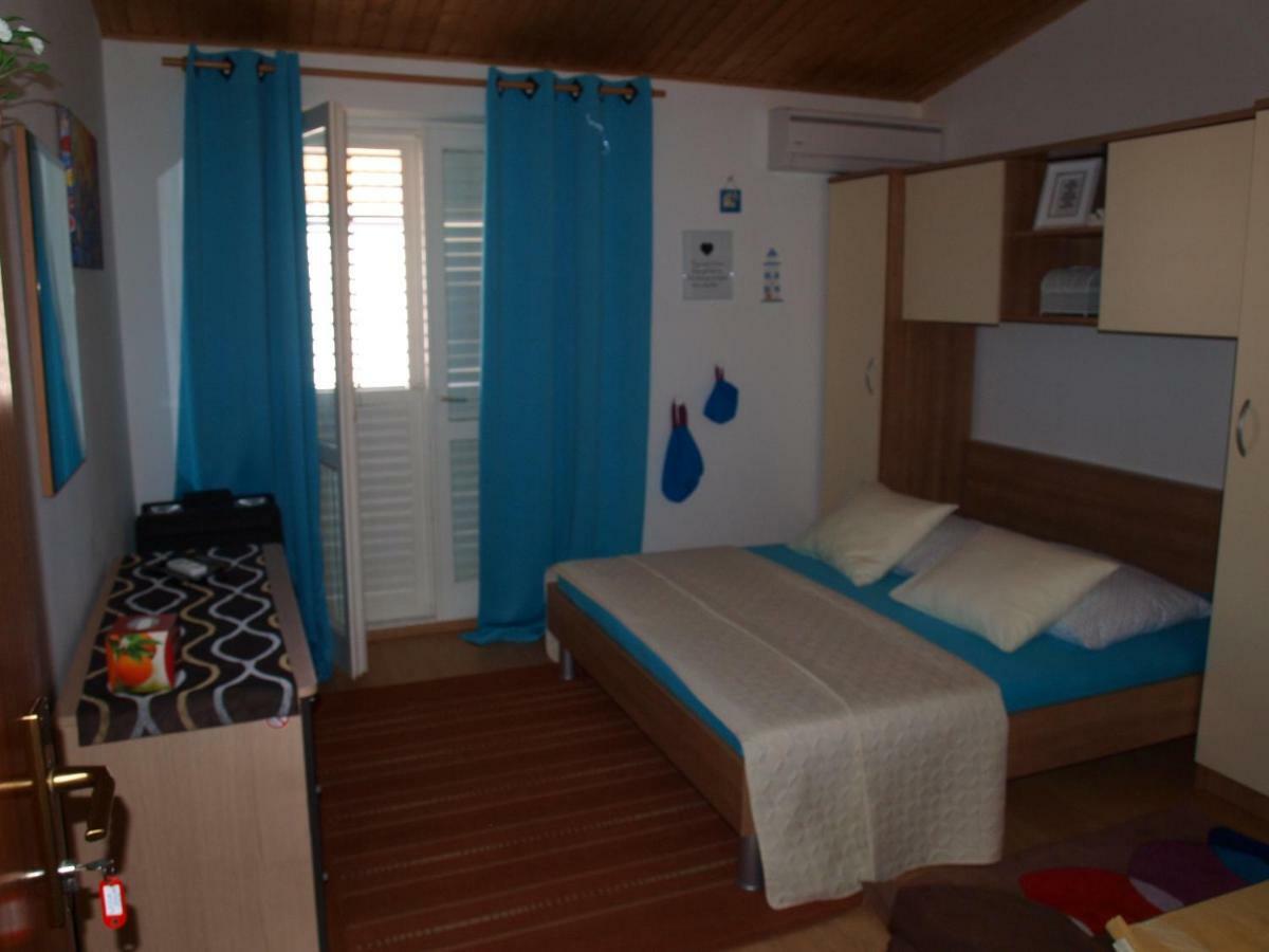 Apartment Duje Макарська Екстер'єр фото